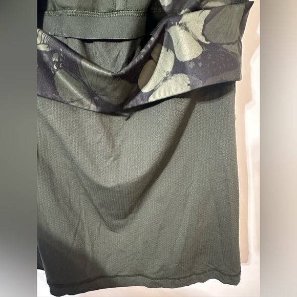 Lululemon Athletica Wrap Tank Top Green Women’s Medium - Picture 10 of 16